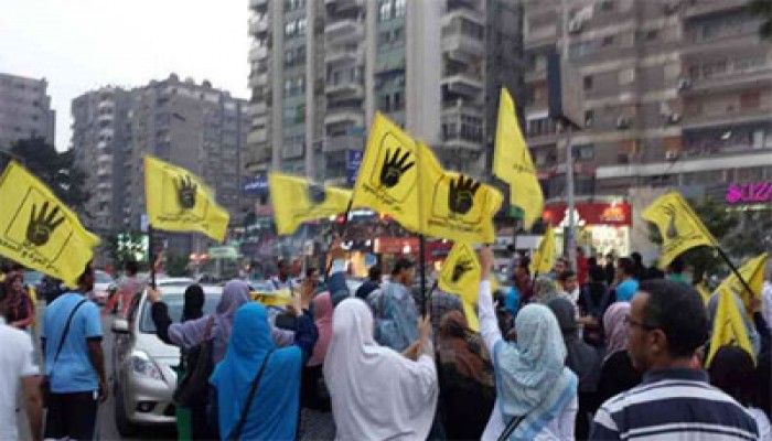 ثوار مدينة نصر يختمون يوم عرفة بمسيرة تتوعد الانقلاب