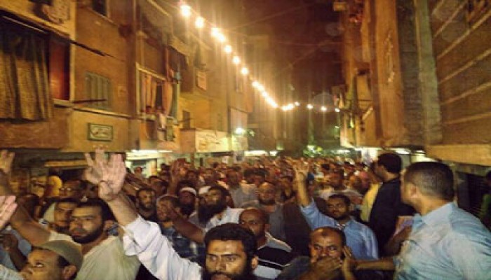 مسيرة ليلية بالزاوية الحمراء تهتف بالقصاص وإسقاط الانقلاب