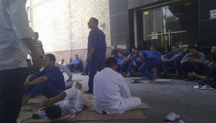 تواصل اعتصام عمال "الدلتا للصلب" للمطالبة بصرف مستحقاتهم