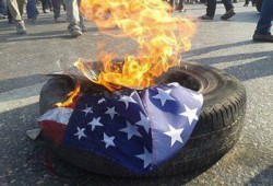 حاكم المطيري: أمريكا تواجه ثورات الشعوب العربية بنفسها