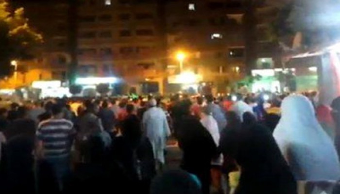 مسيرة ليلية بالمطرية تهتف بالإفراج الفوري عن المعتقلين