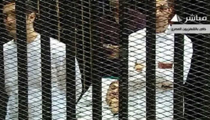 اليوم.. استئناف محاكمة نجلي المخلوع بقضية البورصة