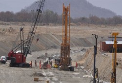 إثيوبيا توقع اتفاق سد جديد على حساب حصة مصر من المياه