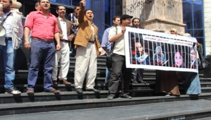 صحفيون ينضمون إلى معركة الأمعاء الخاوية