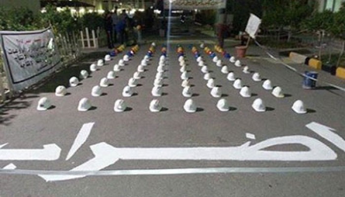 اعتصام عمال البوادي للحلويات ببرج العرب لليوم الرابع