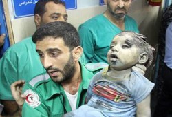 مطالبات حقوقية بالتحقيق في قصف منشآت الأونروا بغزة