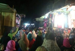 مباشر.. مسيرة ليلية بأبوحماد تندد بسلخانات تعذيب المعتقلين