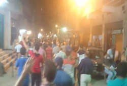 مباشر.. تفاعل شعبي واسع مع مسيرة ليلية بعين شمس