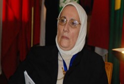 رسالة د. نادية مصطفى إلى المنافقين