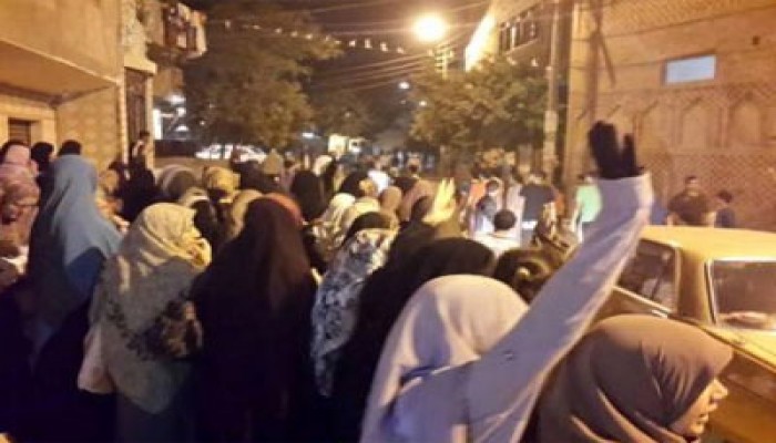 وقفتان ليليتان لشباب بورسعيد تهتفان بالقصاص للشهداء