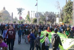 مظاهرة طلابية في ميدان النهضة للدعوة لانتفاضة 14 أغسطس