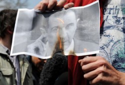 علويون يرفضون بقاء السفاح بشار في سوريا