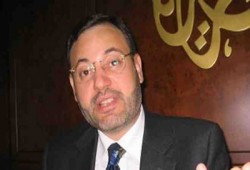 أحمد منصور: "مهزلة القرن" حولت ثورة يناير إلى مؤامرة