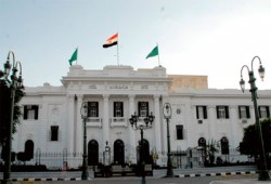 تواصل إضراب عاملي النظافة بالمنيا للمطالبة بزيادة المرتبات