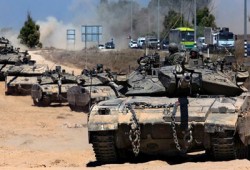 الاتحاد الأوروبي يراجع صادرات السلاح للكيان الصهيوني