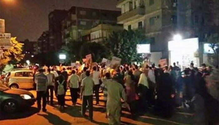 مدينة نصر تهتف: "اسمع مني آخر كلام .. السيسي آخرته إعدام"