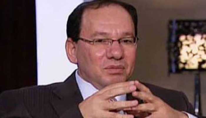 وائل قنديل يحذر ثوار ليبيا من إعلام الثورة المضادة