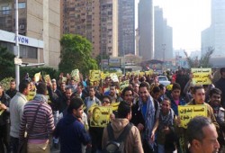 بالصور.. المعادي تتظاهر صباح العيد ضد العسكر ودعمًا لغزة