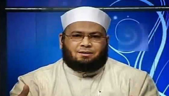 بالفيديو.. د. الصغير يطالب برجم "عكاشة" بالأحذية لخيانته