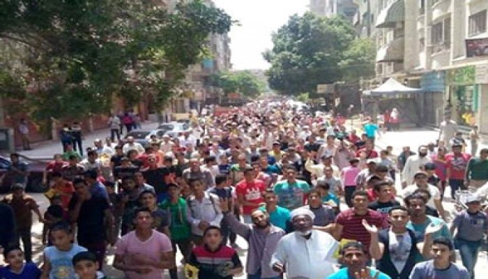 انطلاق مسيرة ثوار حلوان رغم الحصار الأمنى المكثف