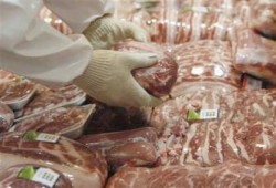 الانقلاب يستورد اللحوم الفاسدة..يسقط حكم العسكر