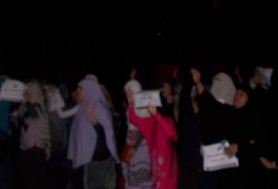 وقفة لأسر الصحفيين المعتقلين للمطالبة بالإفراج عن ذويهم