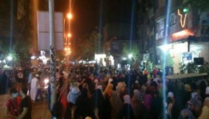 مسيرة حلوان ترفع صور الرئيس مرسي وتهتف لبطولة غزة