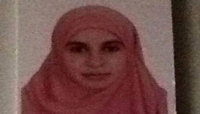 آمنة كريمة المعتقل د. الشريف تهدي تفوقها للرئيس مرسي