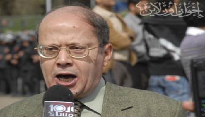 التحقيق مع عبد الحليم قنديل لسبه مخترع "جهاز الكفتة"