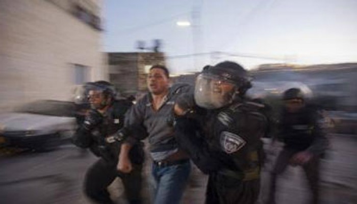 الاحتلال يعتقل 18 فلسطينيًا بينهم 11 نائبًا في الضفة الغربية