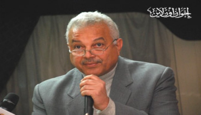 قوات الانقلاب تعتدي على النائب زكريا الجنايني أمام أسرته