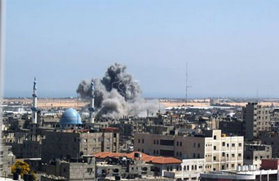 مجزرة مروعة.. استشهاد 6 من عائلة واحدة في قصف منزل ببيت حانون