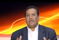 سليم عزوز: حزب الجيش يساند ويدعم قائد الانقلاب