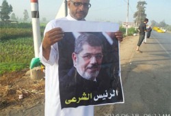 فيديو.. سلاسل بشرية بههيا رفضا للانقلاب الدموي وخرابه