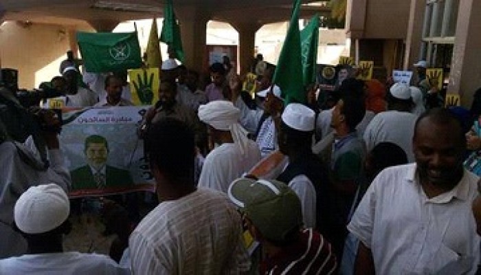 قطب العربي يشكر السودانيين الذين استقبلوا السفاح بما يليق به