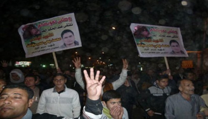 مسيرة ليلية بسرس الليان تدعو لانتفاضة شعبية في 3 يوليو