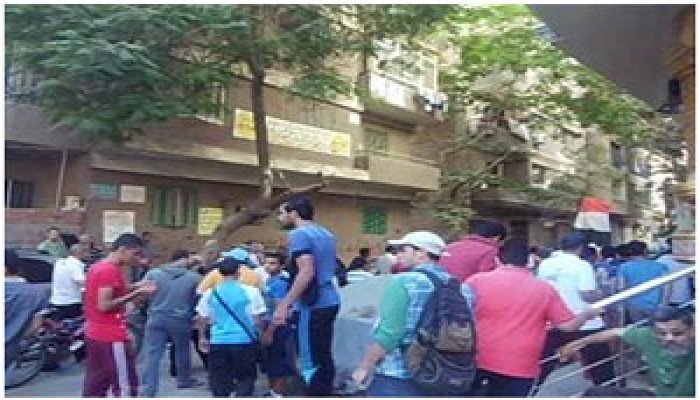 بالصور.. أهالي المعادي ينتفضون رفضًا للانقلاب العسكري