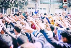 مظاهرة مفاجئة لشباب ضد الانقلاب أمام الاتحادية