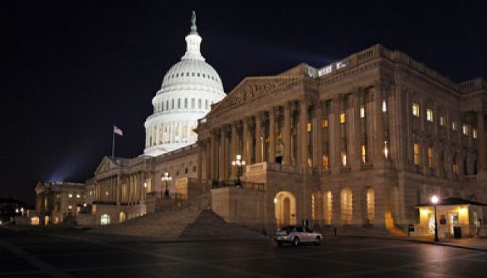 المشرع الأمريكي يدرس تجميد المساعدات لمصر