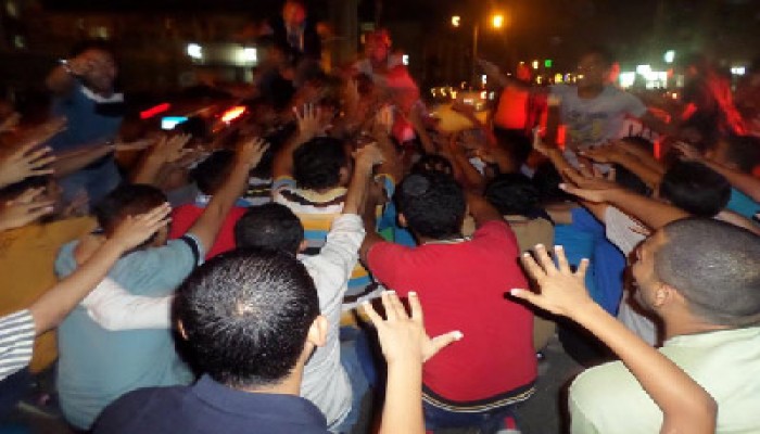 قرية دمشلى بالسادات ترفض حكم العسكر في مسيرة ليلية