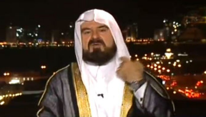 د. علي القرة داغي يستنكر حكم قضاء الانقلاب على صحفيي الجزيرة