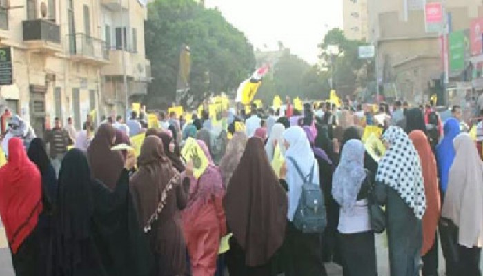 طلخا تطالب بكسر الانقلاب وعودة الشرعية في مسيرة حاشدة