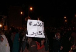 ثوار السويس يدمرون الهمر الإماراتية التابعة لجيش الانقلاب