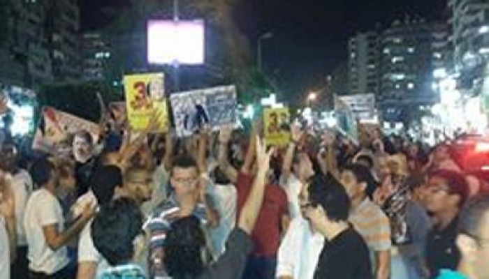 أهالي مدينة نصر يحتشدون للمرة الثانية ضد الانقلاب