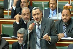 الانقلاب يعتقل البرلماني محمد شاكر الديب من منزلة ببني سويف