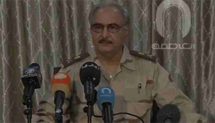 حفتر على خطى السيسي الانقلابي: سأترشح للرئاسة إذا طلبت الجماهير