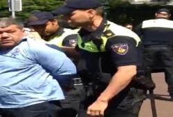 الشرطة الهولندية تؤدب أتباع "السفاح"