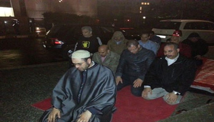 الأحرار في ألمانيا يعتصمون أمام السفارة المصرية احتجاجًا على "المهزلة"