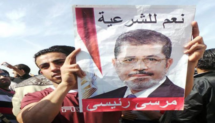 الرئيس مرسي: الانقلاب إلى زوال والطرف الثالث سيفشل حتمًا