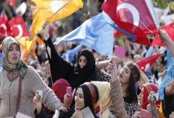 متى تتعلم الأنظمة الاستبدادية العربية من تركيا وإندونيسيا؟